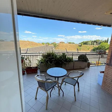 Apartment Charlie's House *