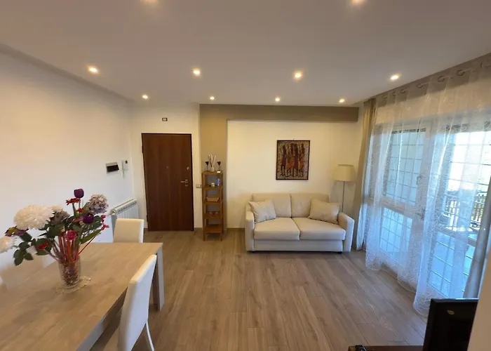 Charlie's House Apartment