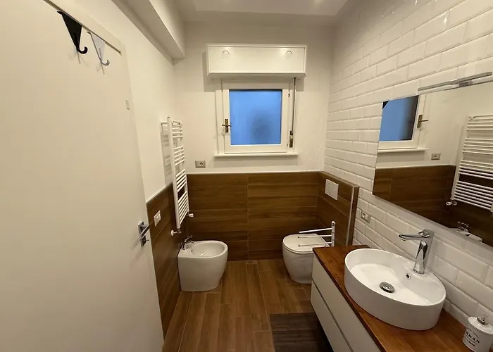 Charlie's House Apartment